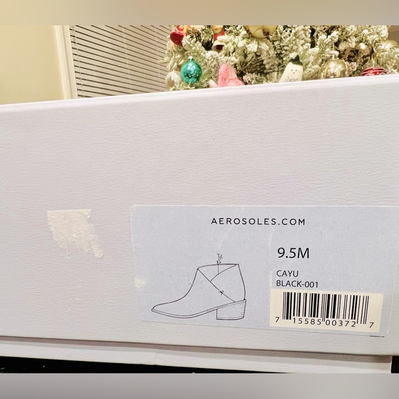 AEROSOLES Cayu Ankle Booties in Black NIB FROM MACY’s - Picture 2 of 9